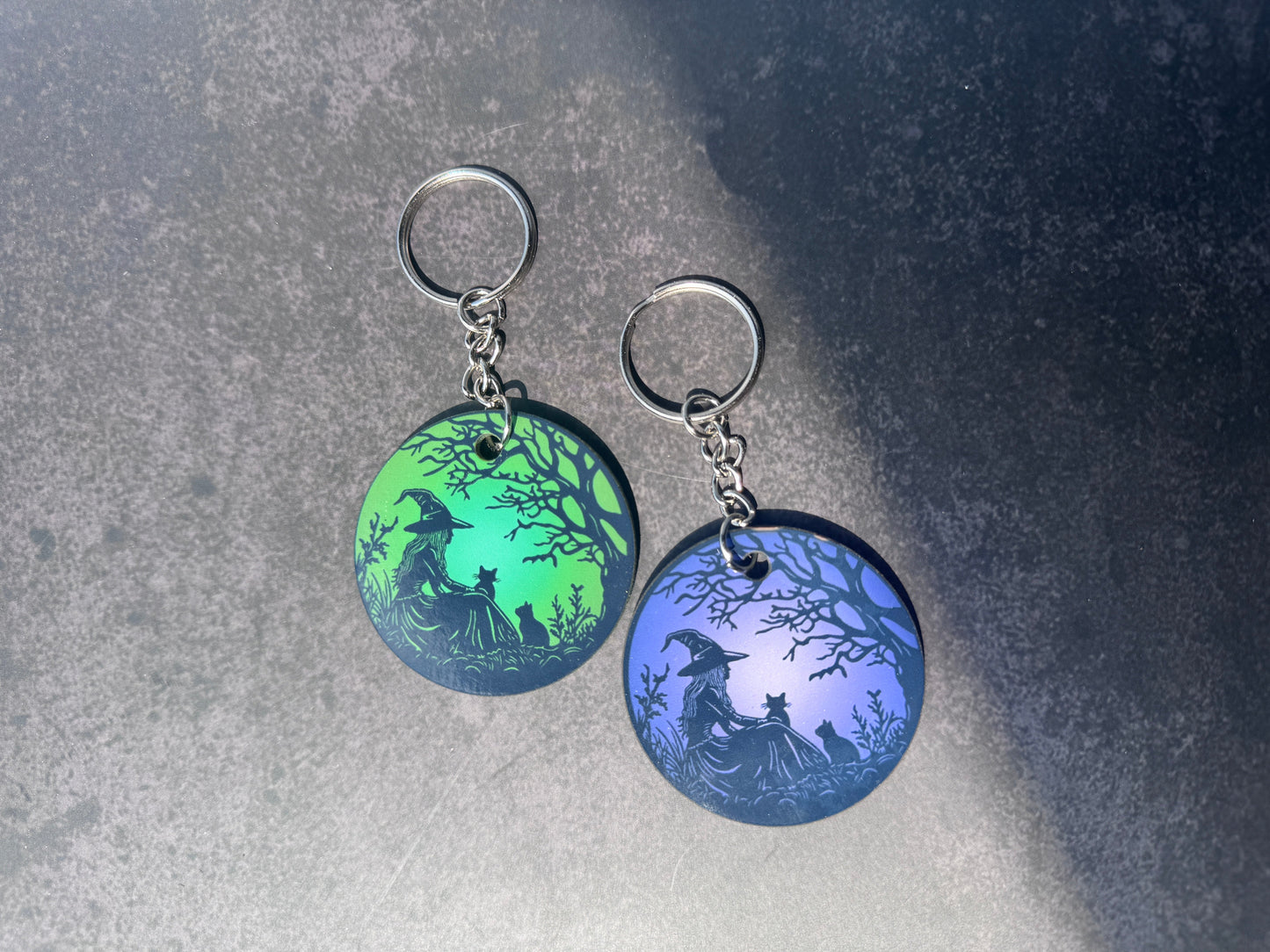 Dark Forest Witch Keychain – Gothic Charm in Purple or Green