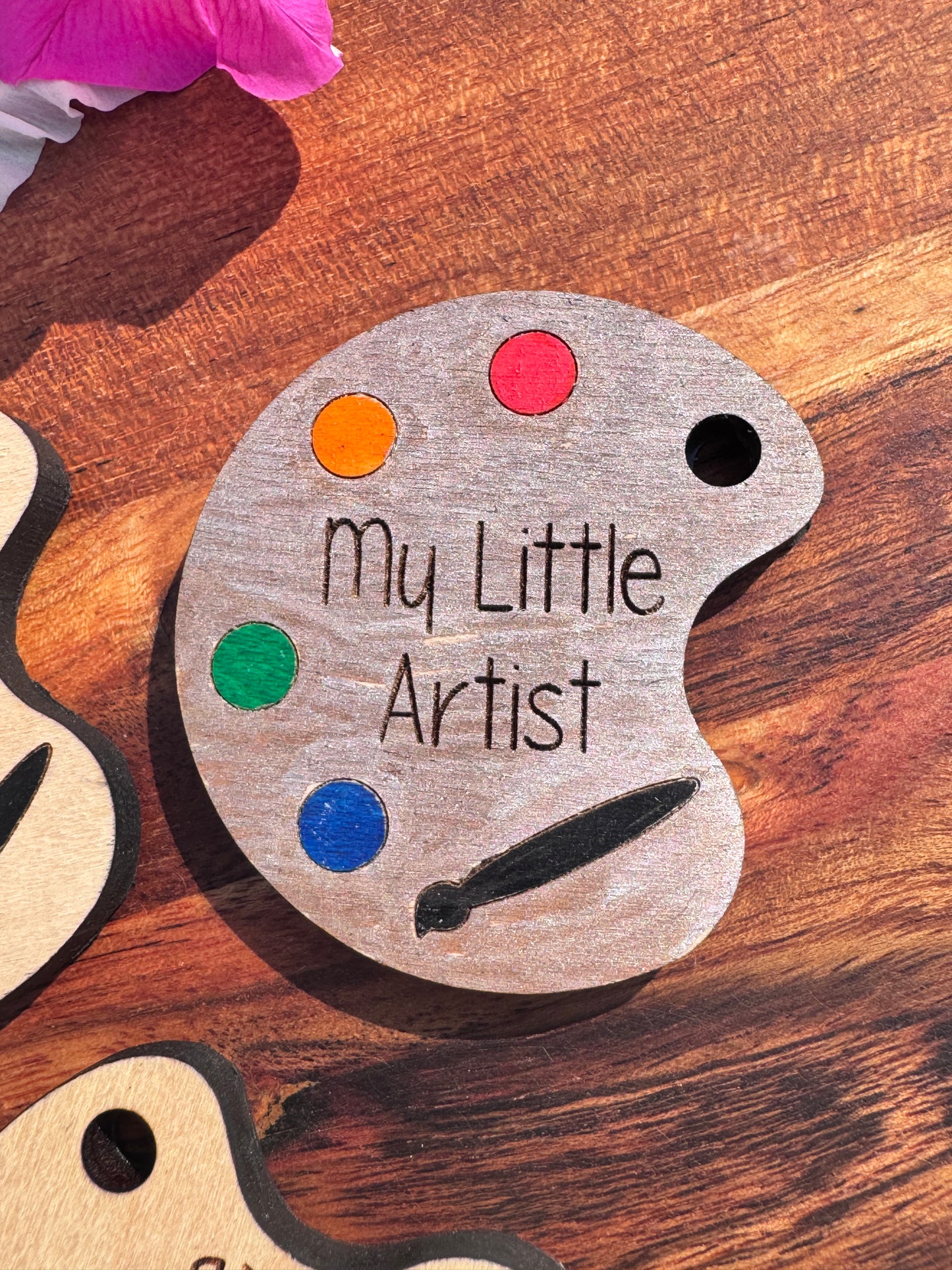 Custom Engraved Artist Palette Magnets – Unique Designs
