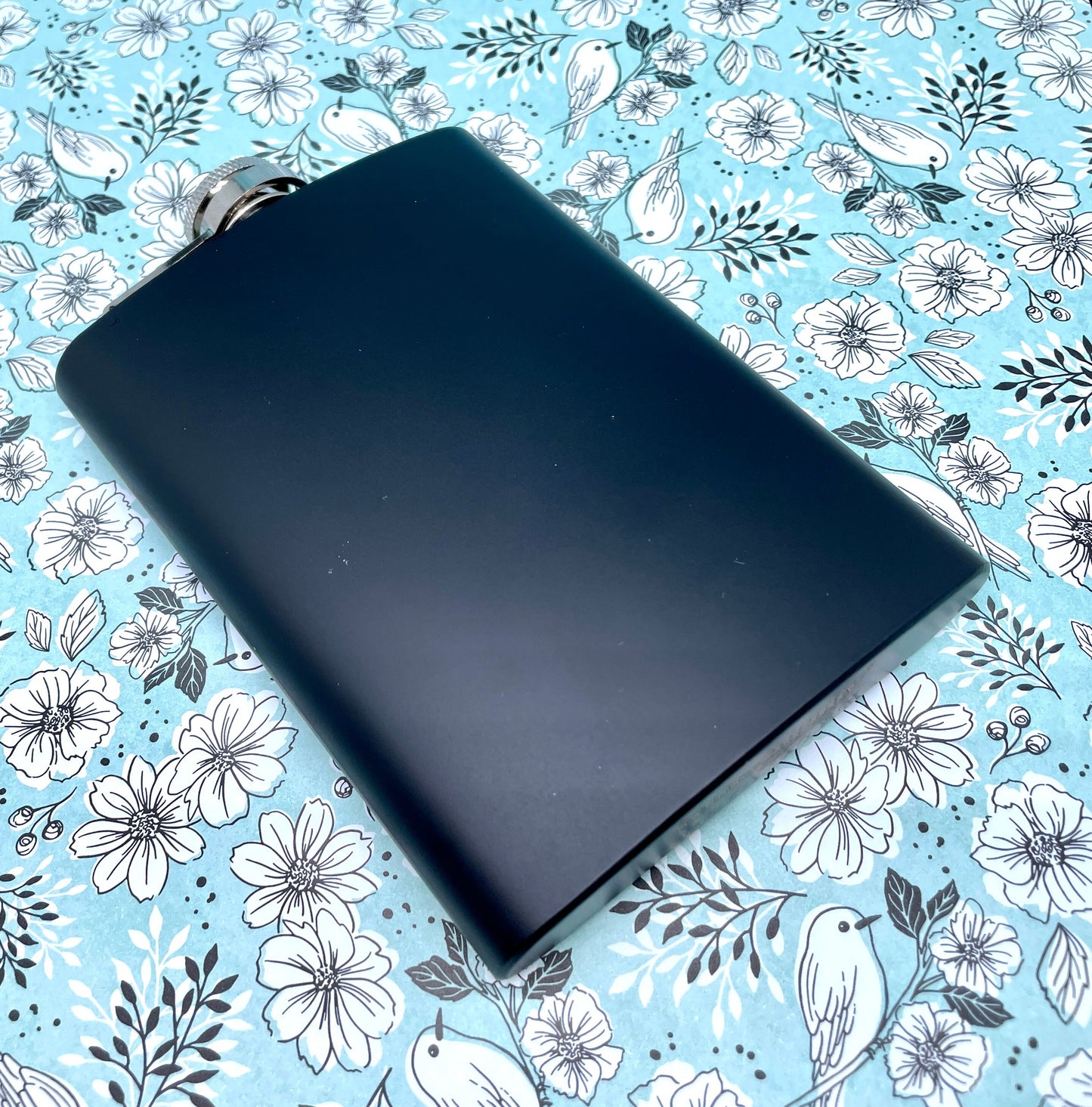 Customizable Black Flask, Personalized gift for him, Personalized gift for dad, Bachelor gift