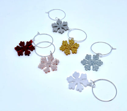 Set of 6 Sparkling Snowflake Wine Charms – Glitter and Mirror Acrylic for Winter Celebrations
