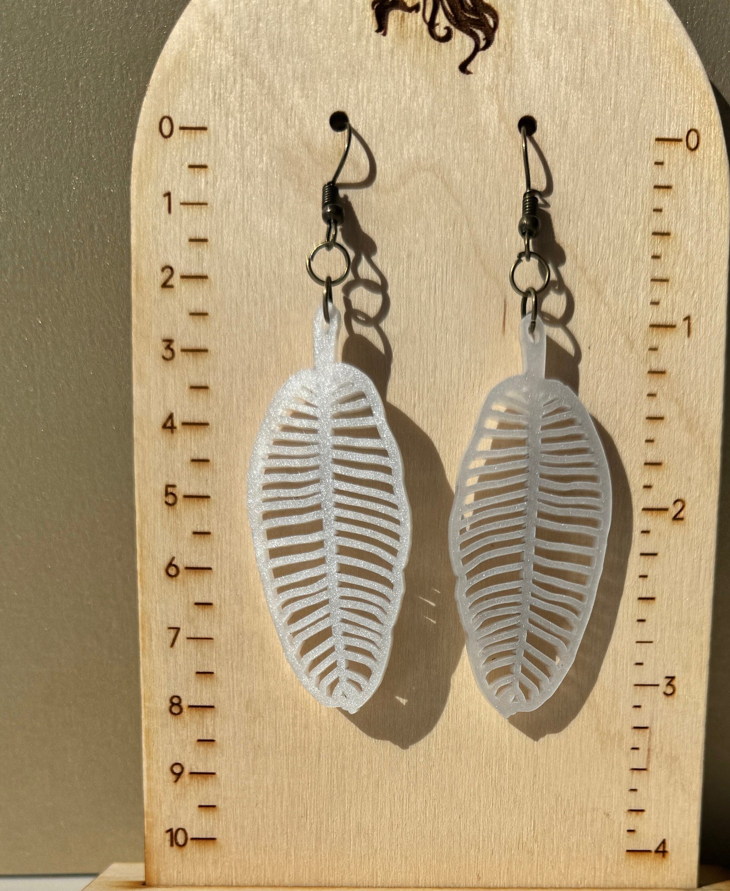 Elegant Dangling Leaf Earrings